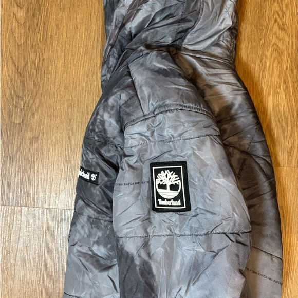 Timberland Storm Printed Puffer Coat Boys 14-16 Gray Hooded Full Zip Warm Lined - Picture 4 of 10